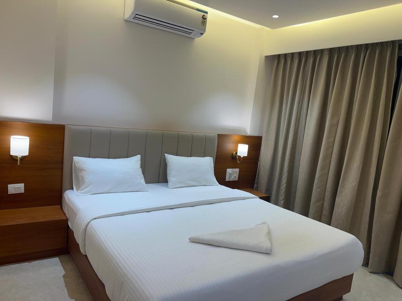 Hotel Neem Heritage Shirdi Ngoại thất bức ảnh