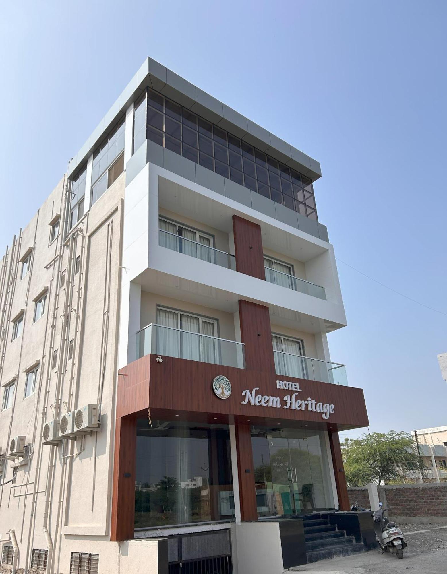 Hotel Neem Heritage Shirdi Ngoại thất bức ảnh